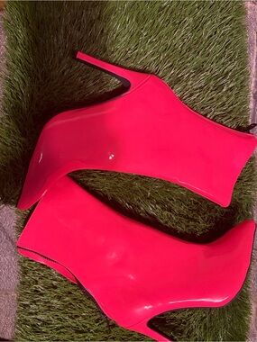 Currently Mood Patent Heels